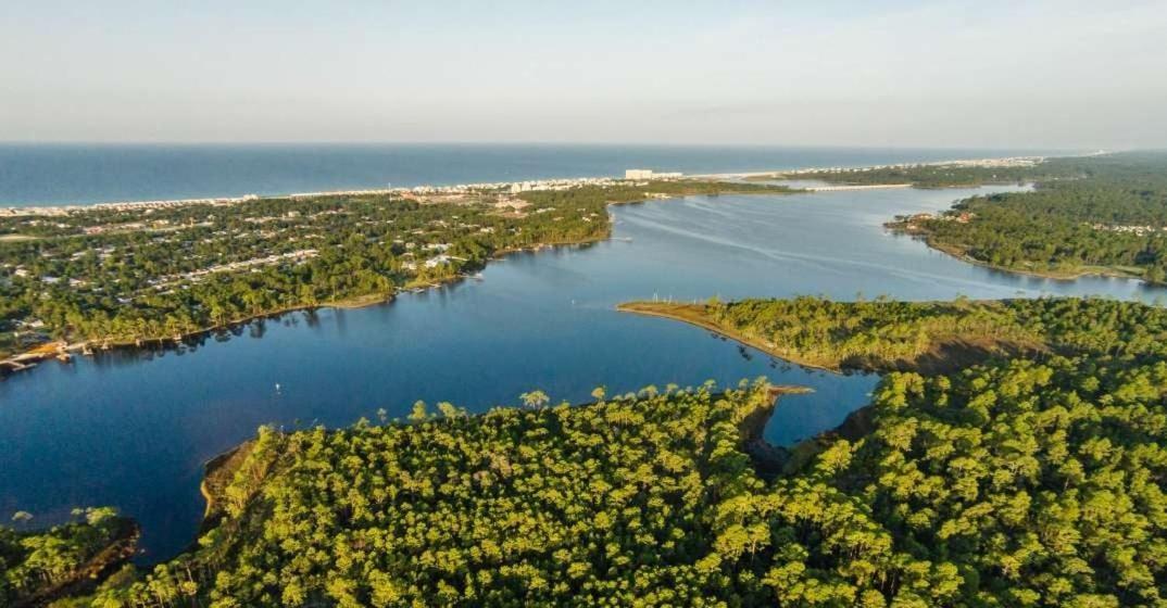 Charming 2 Bedroom Beach Cottage, Free Daily Activities Included, Sleeps 8, Quiet! Panama City Beach